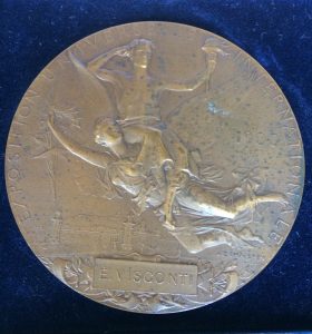 MEDALHA DE PRATA NA EXPOSIÇÃO UNIVERSAL DE 1900 - PARIS